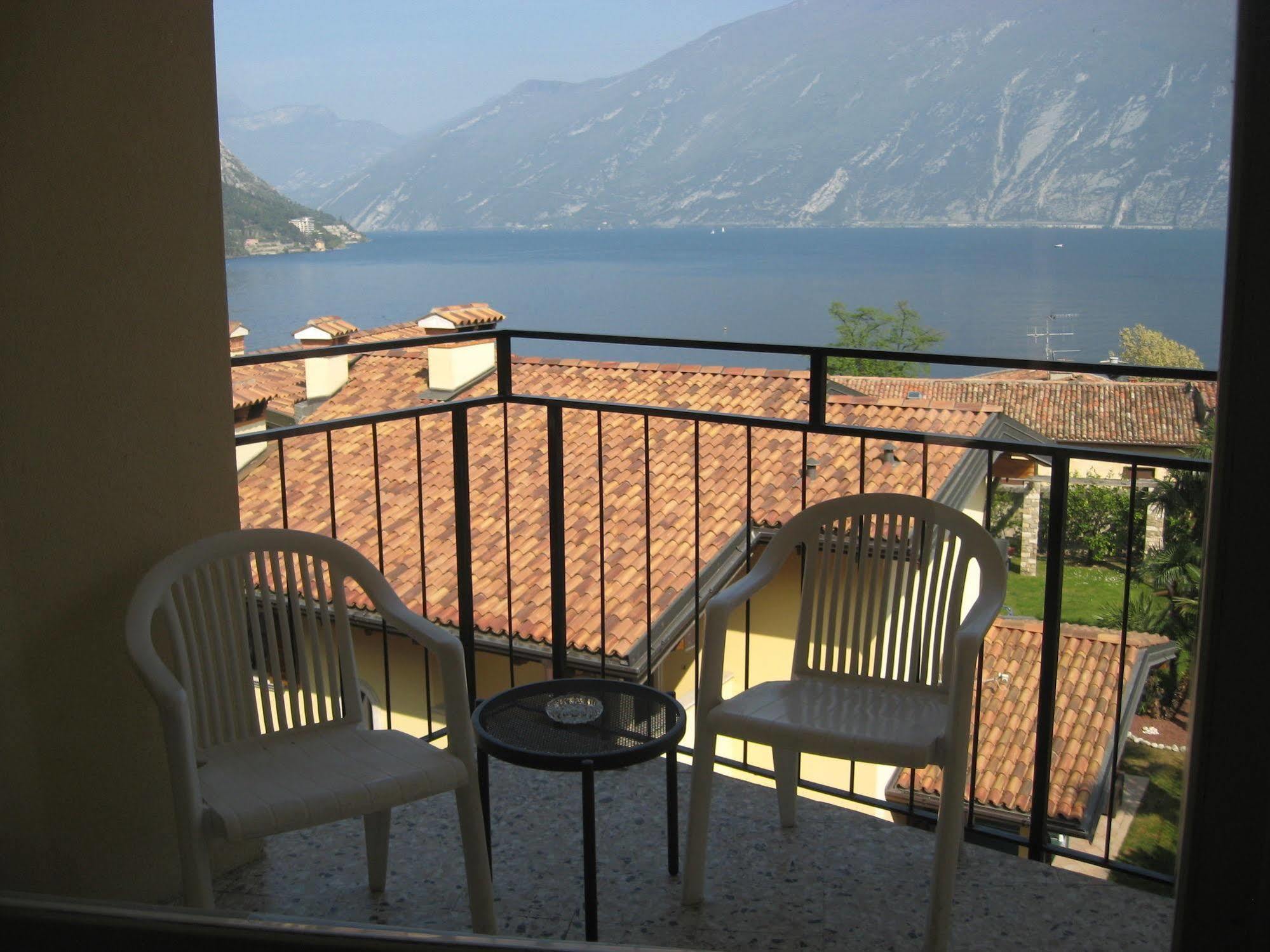 Hotel Susy Limone sul Garda Exterior photo