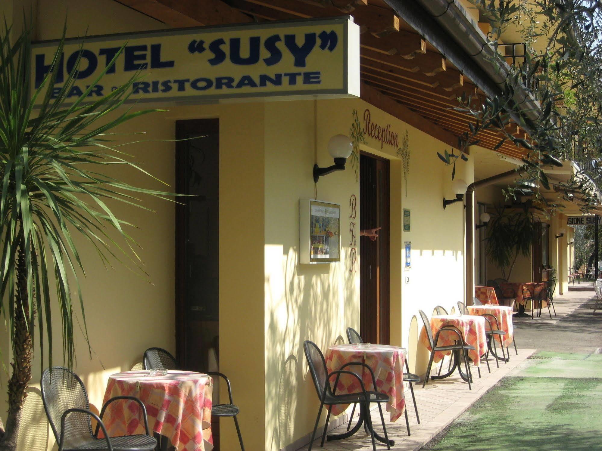 Hotel Susy Limone sul Garda Exterior photo